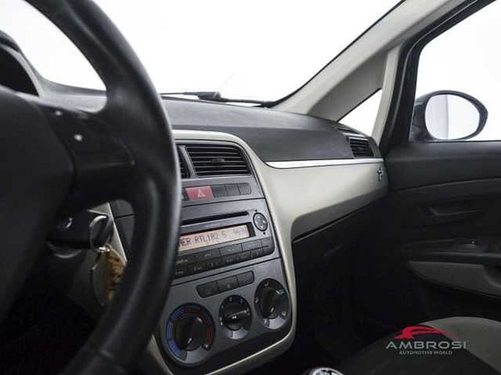 Fiat Punto Evo usata a Viterbo (17)