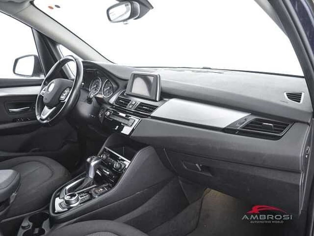 BMW Serie 2 Active Tourer usata a Viterbo (12)