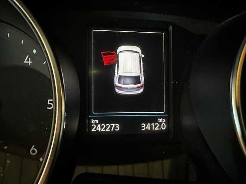 Volkswagen Tiguan usata a Genova (11)