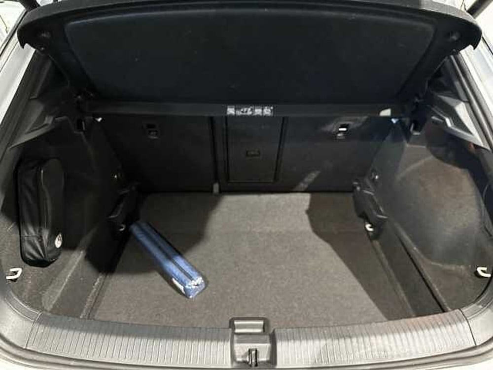 Volkswagen T-Roc usata a Genova (9)