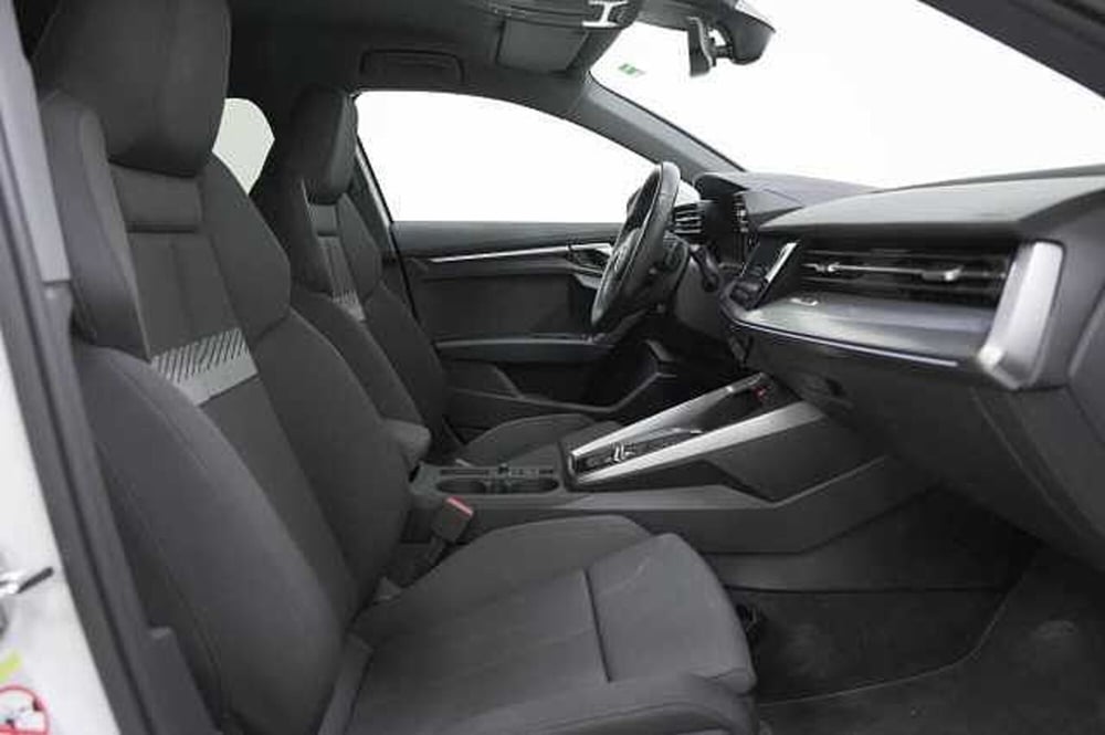 Audi A3 Sportback usata a Como (8)