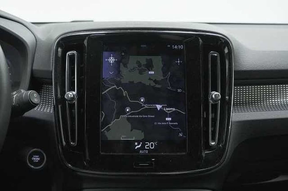 Volvo XC40 usata a Como (19)