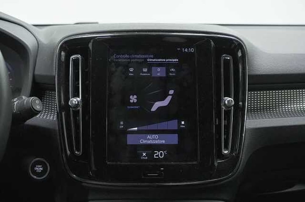 Volvo XC40 usata a Como (20)