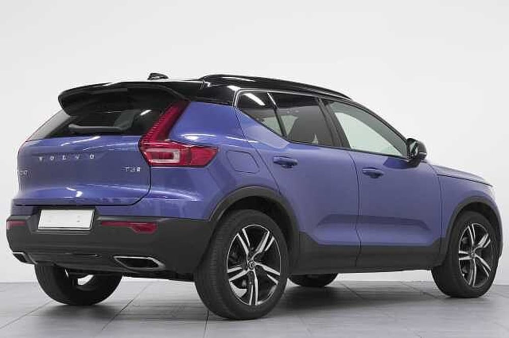 Volvo XC40 usata a Como (4)
