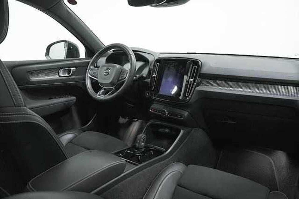 Volvo XC40 usata a Como (6)