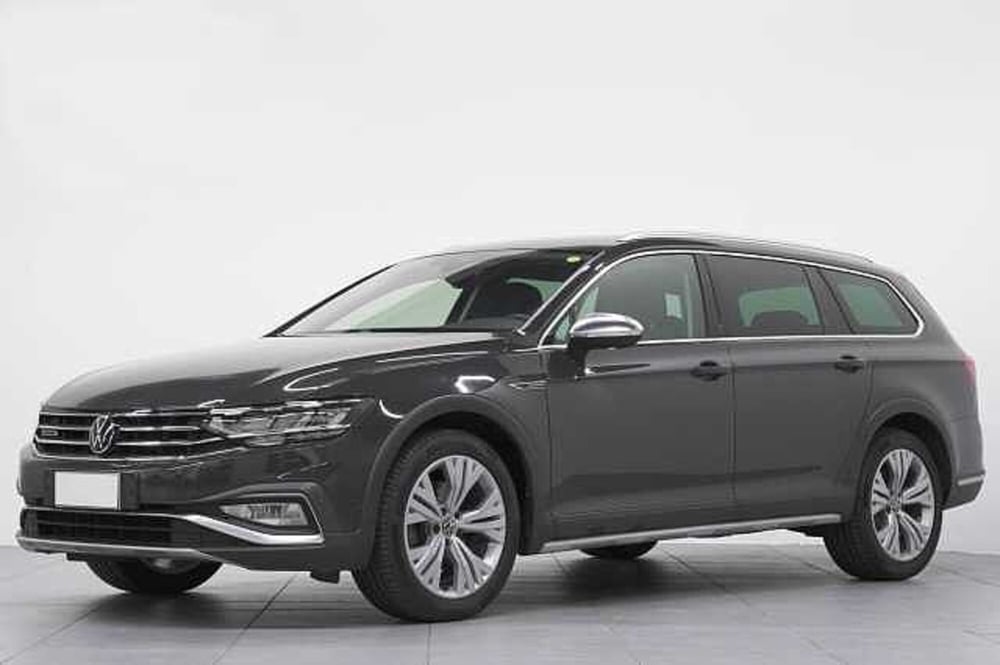 Volkswagen Passat Variant usata a Como