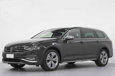 Volkswagen Passat Variant Alltrack 2.0 TDI 200 CV 4MOTION DSG del 2021 usata a Lipomo