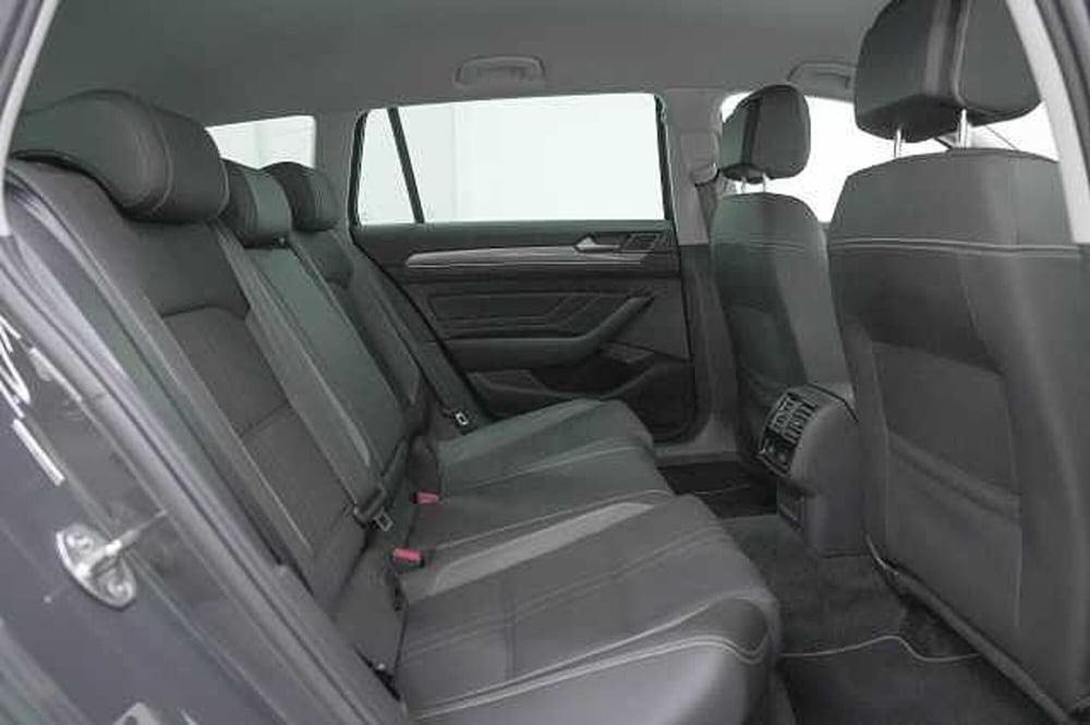 Volkswagen Passat Variant usata a Como (8)