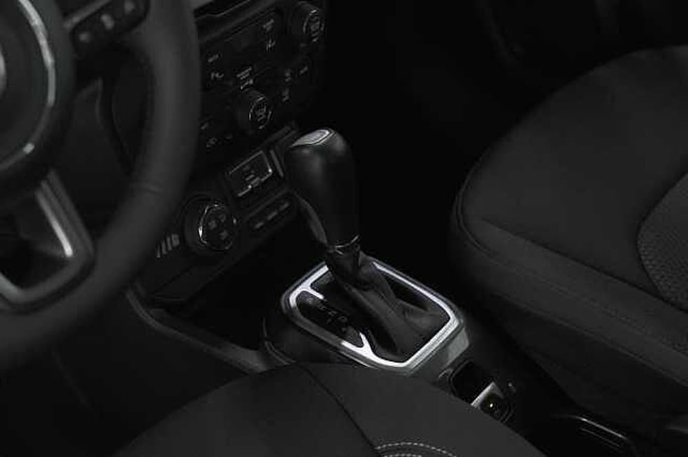 Jeep Renegade usata a Como (15)