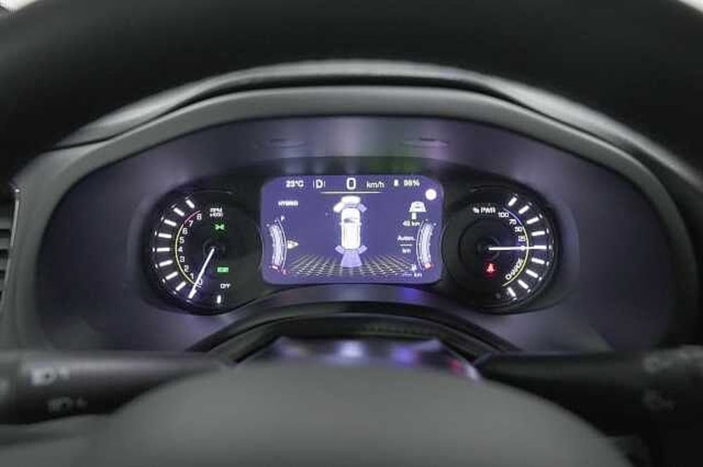 Jeep Renegade usata a Como (16)