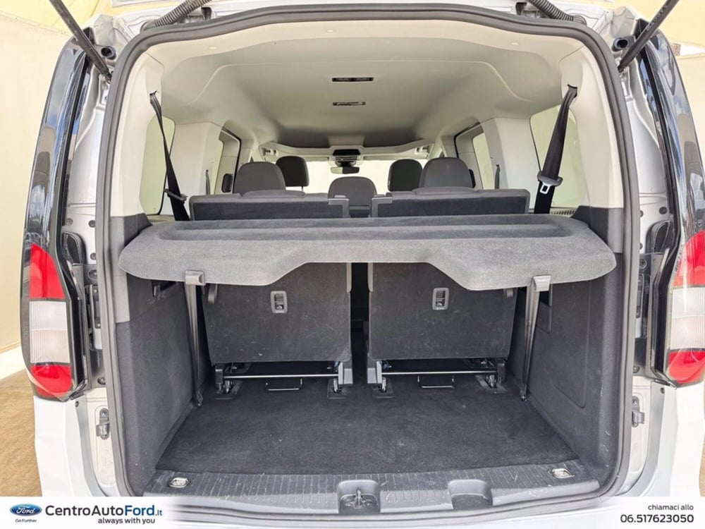 Ford Tourneo Connect usata a Roma (12)