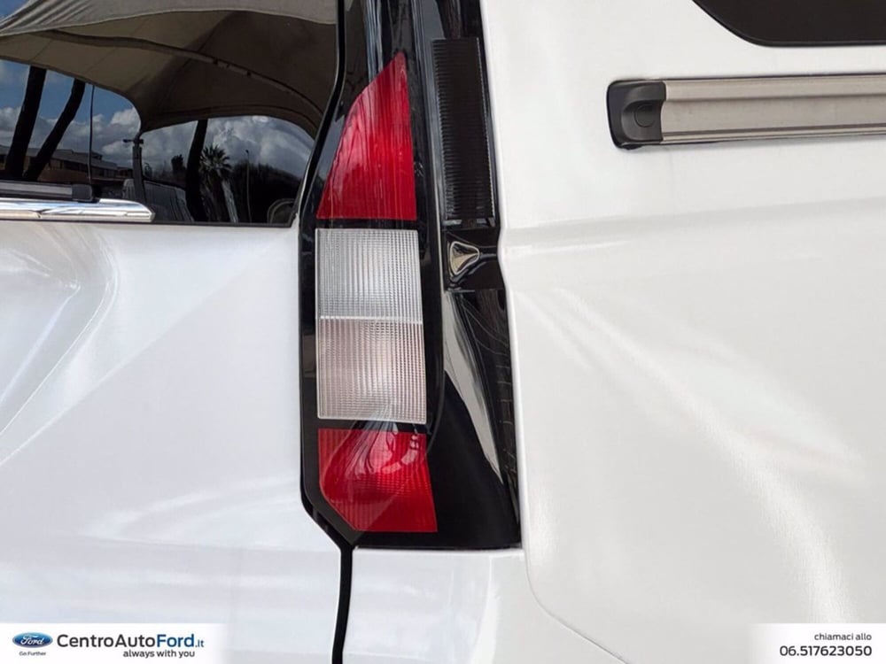 Ford Tourneo Connect usata a Roma (17)