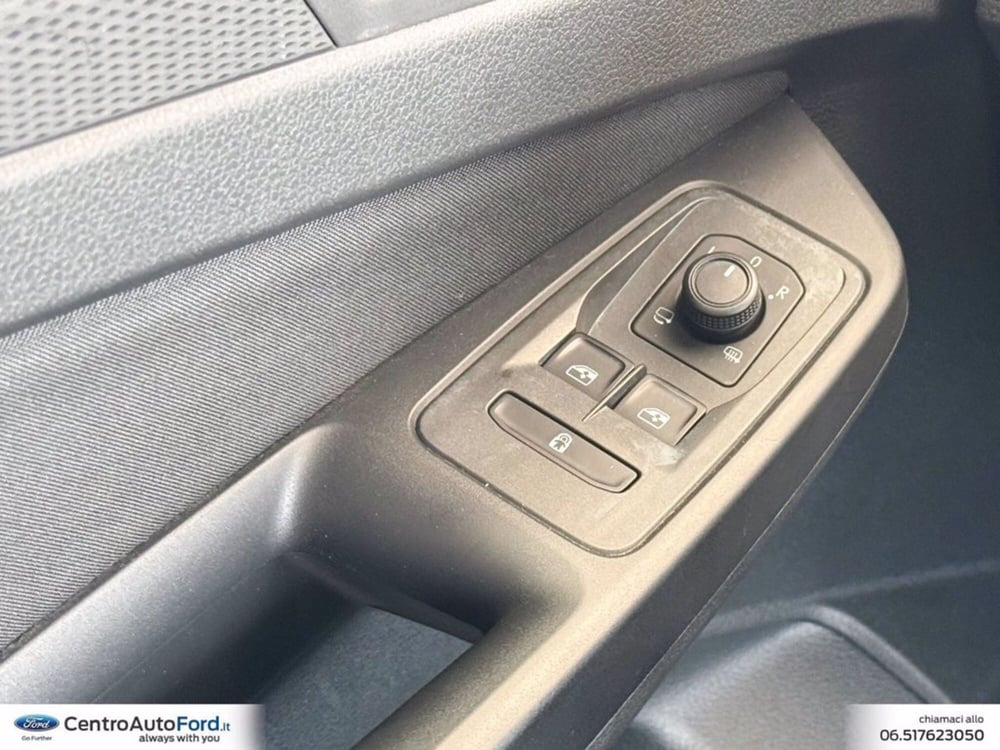 Ford Tourneo Connect usata a Roma (20)
