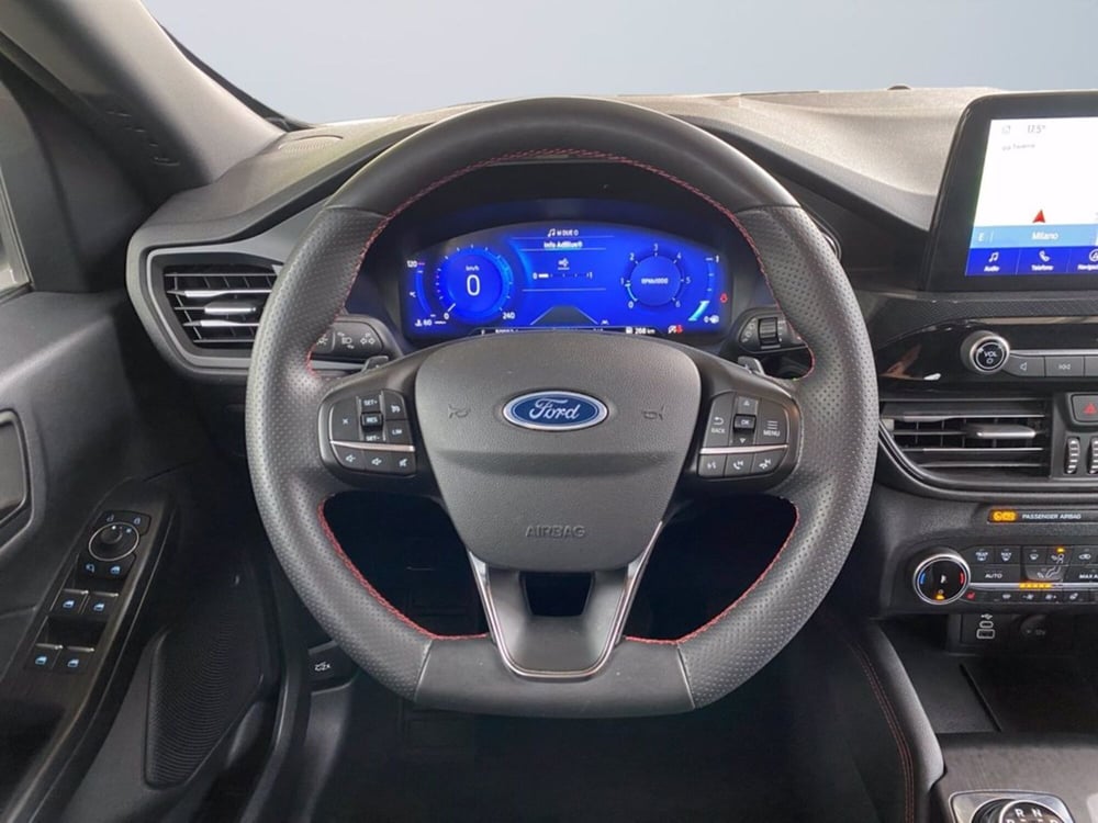 Ford Kuga usata a Milano (13)