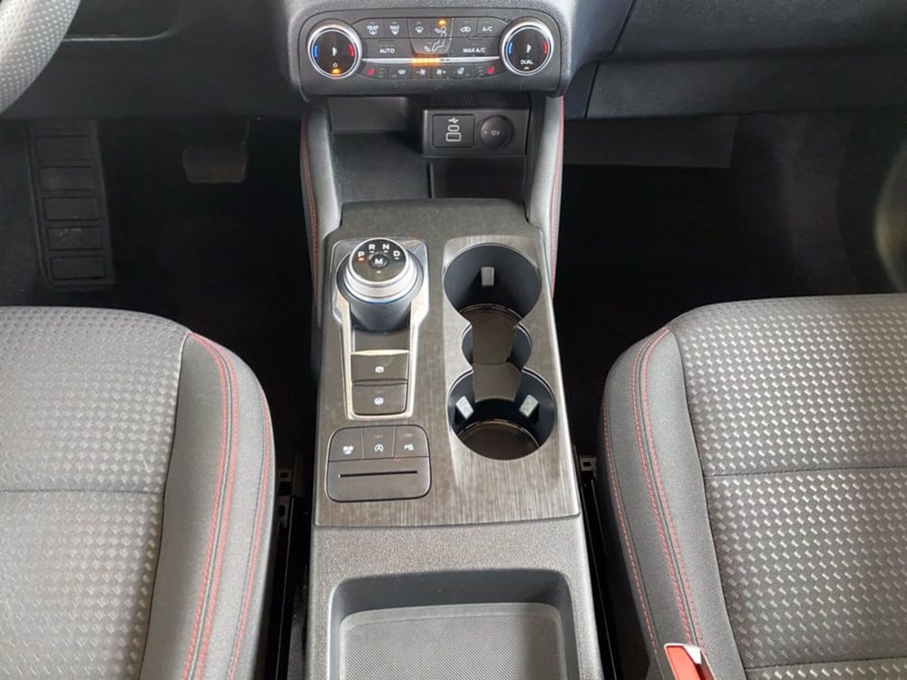 Ford Kuga usata a Milano (15)