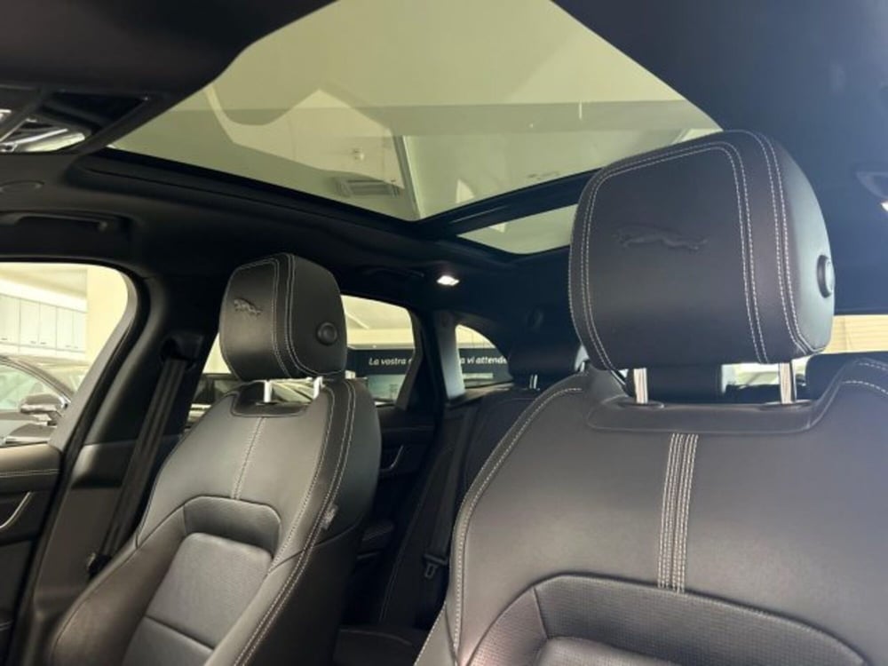 Jaguar F-Pace usata a Modena (18)