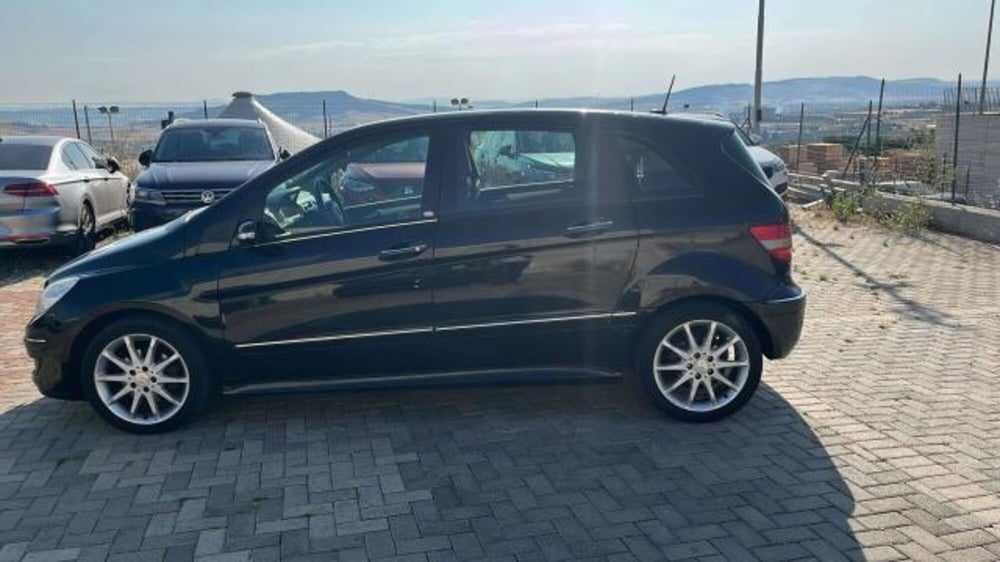 Mercedes-Benz Classe B usata a Matera (2)