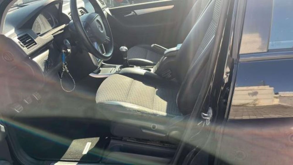 Mercedes-Benz Classe B usata a Matera (5)