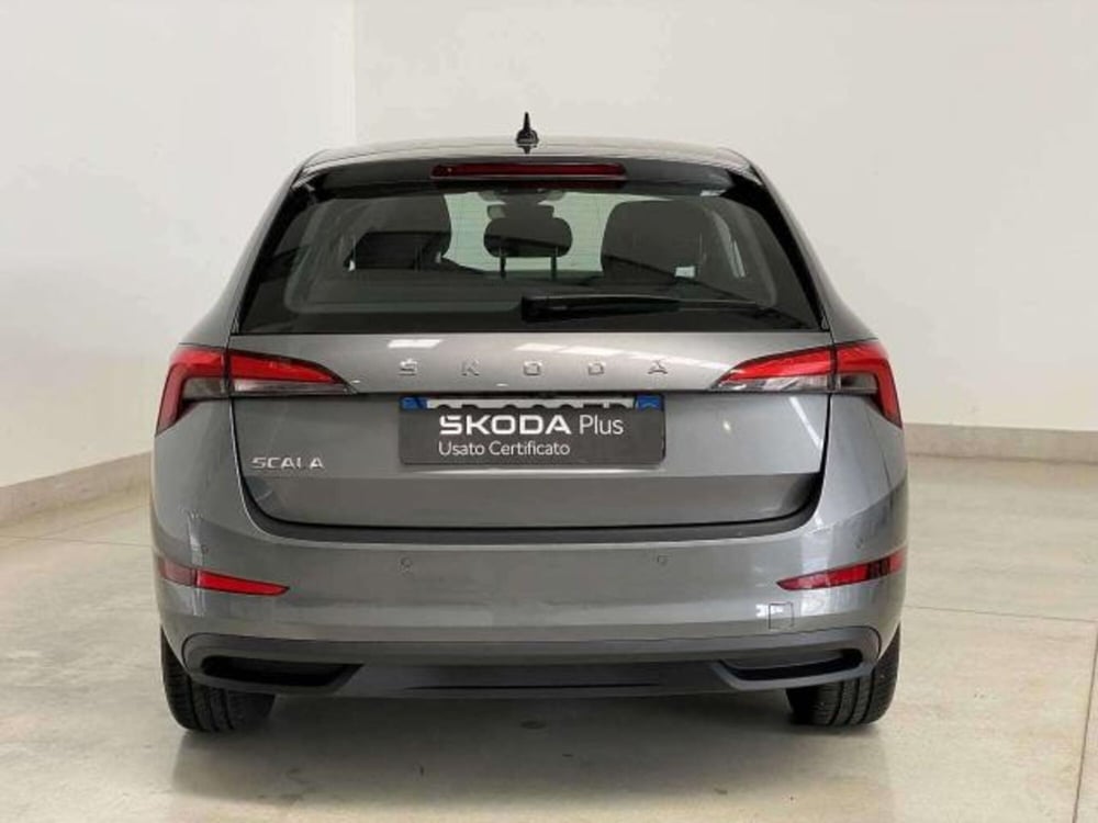 Skoda Scala usata a Matera (4)