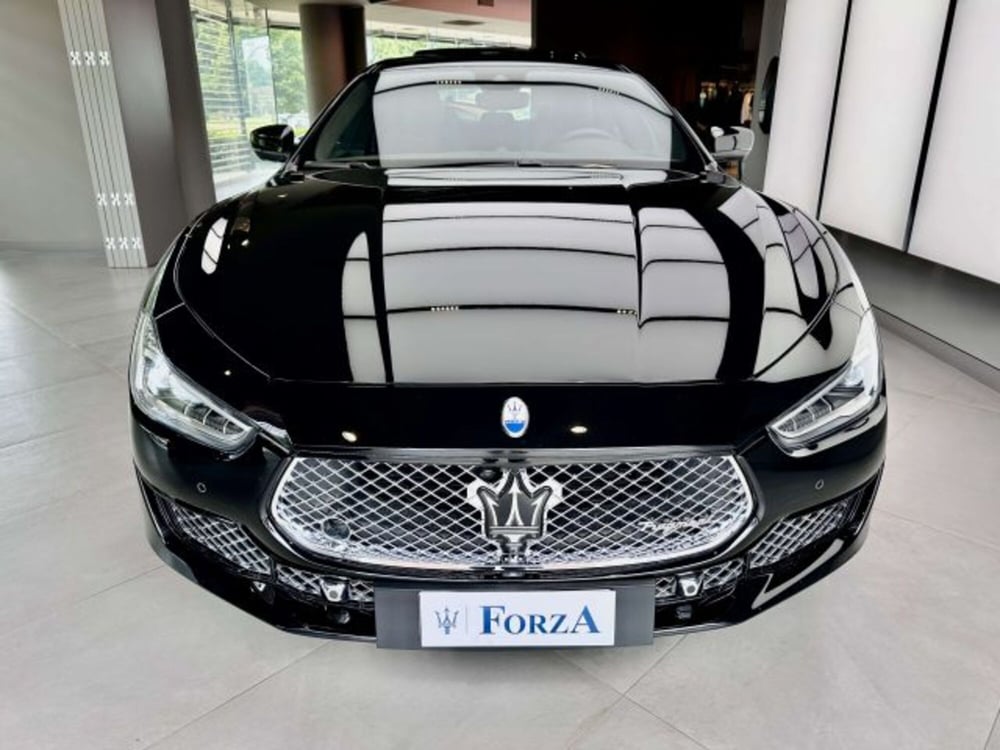 Maserati Ghibli usata a Torino (2)