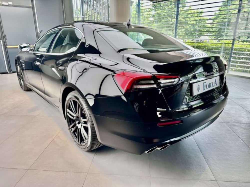 Maserati Ghibli usata a Torino (8)