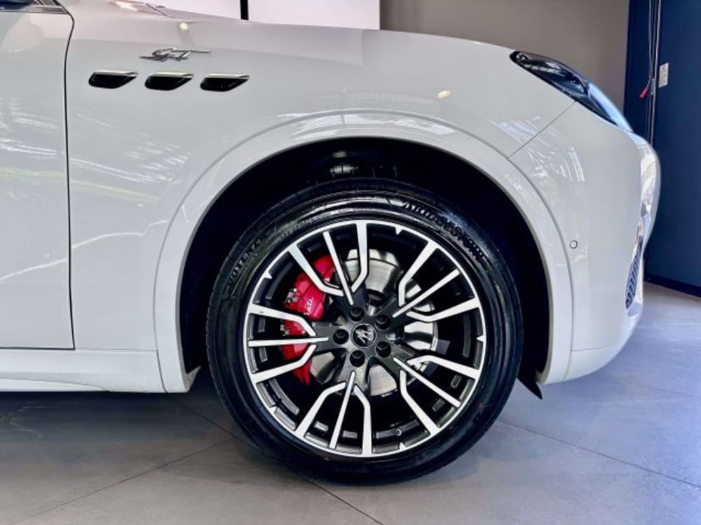 Maserati Grecale usata a Torino (4)