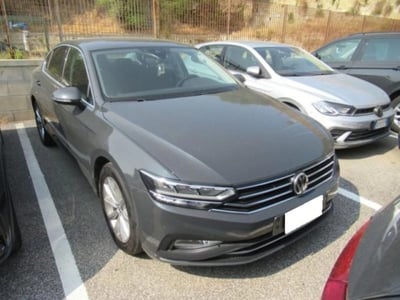 Volkswagen Passat 1.6 TDI SCR DSG Business BMT del 2020 usata a Firenze