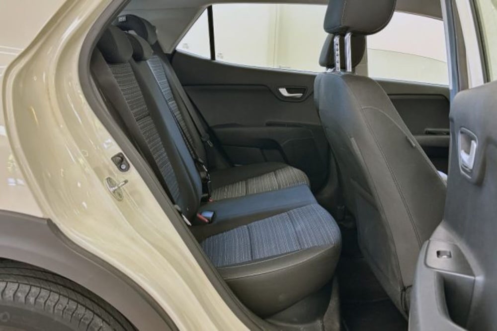 Kia Stonic usata a Latina (9)