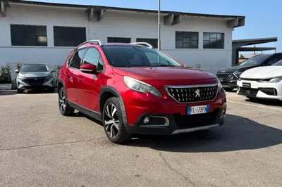 Peugeot 2008 100 S&amp;S Allure del 2017 usata a Fondi