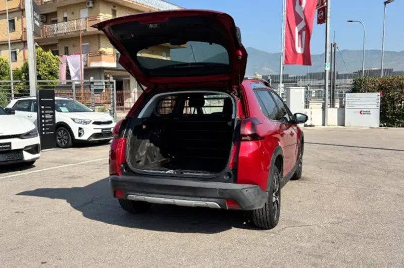 Peugeot 2008 usata a Latina (7)
