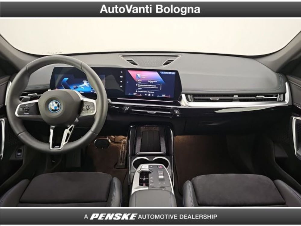 BMW iX1 usata a Bologna (10)