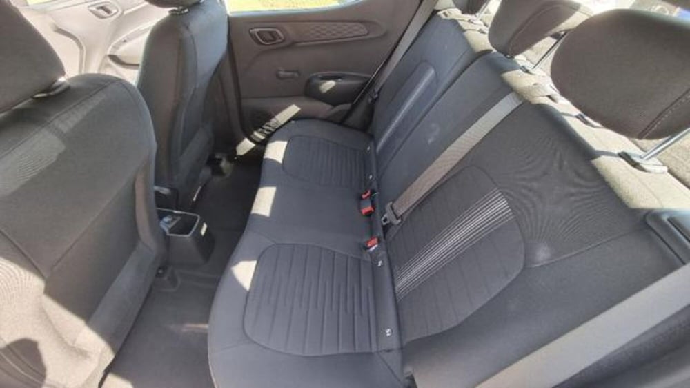 Hyundai i10 nuova a Savona (12)