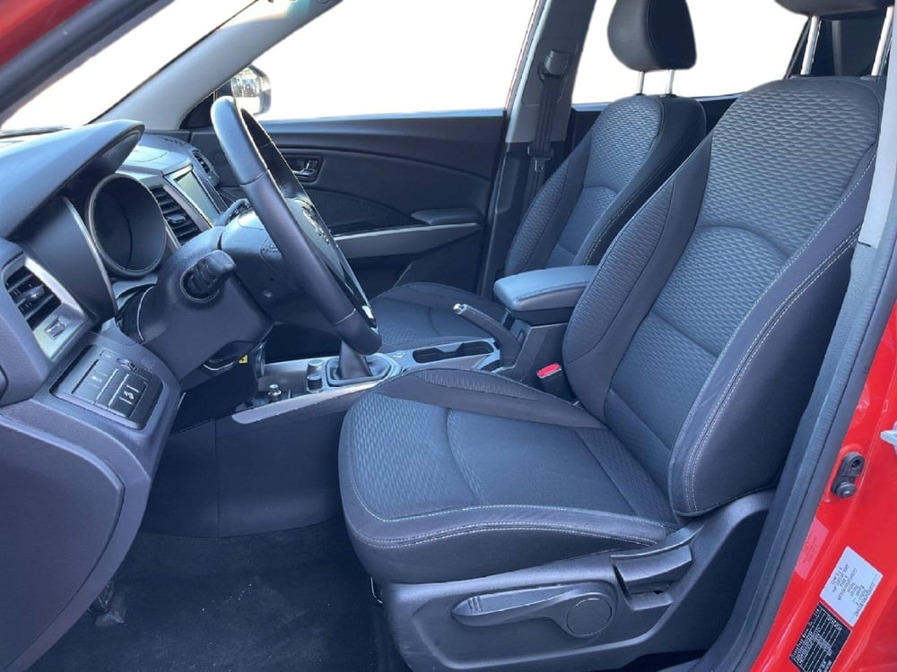 Ssangyong Tivoli usata a Torino (10)