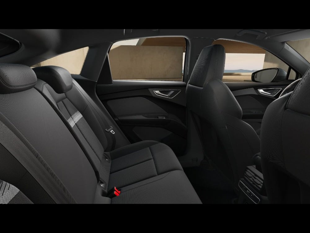 Audi Q4 Sportback nuova a Livorno (10)