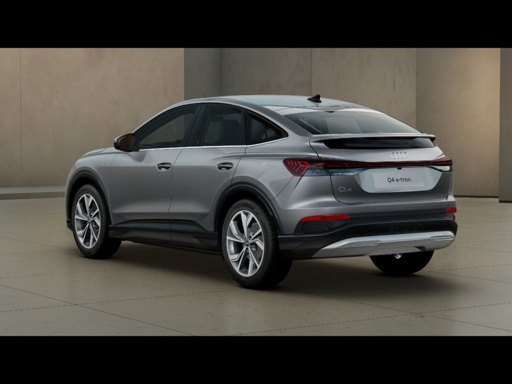 Audi Q4 Sportback nuova a Livorno (3)
