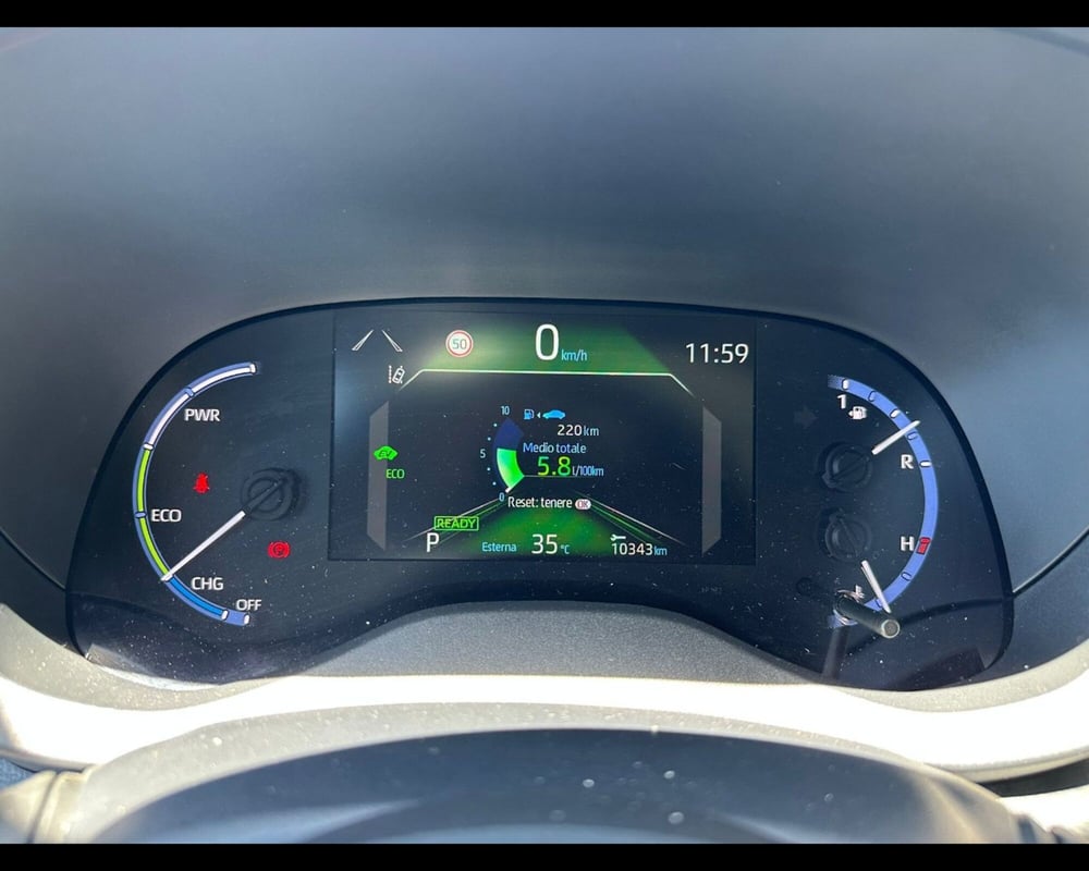 Toyota Yaris Cross usata a Siena (11)