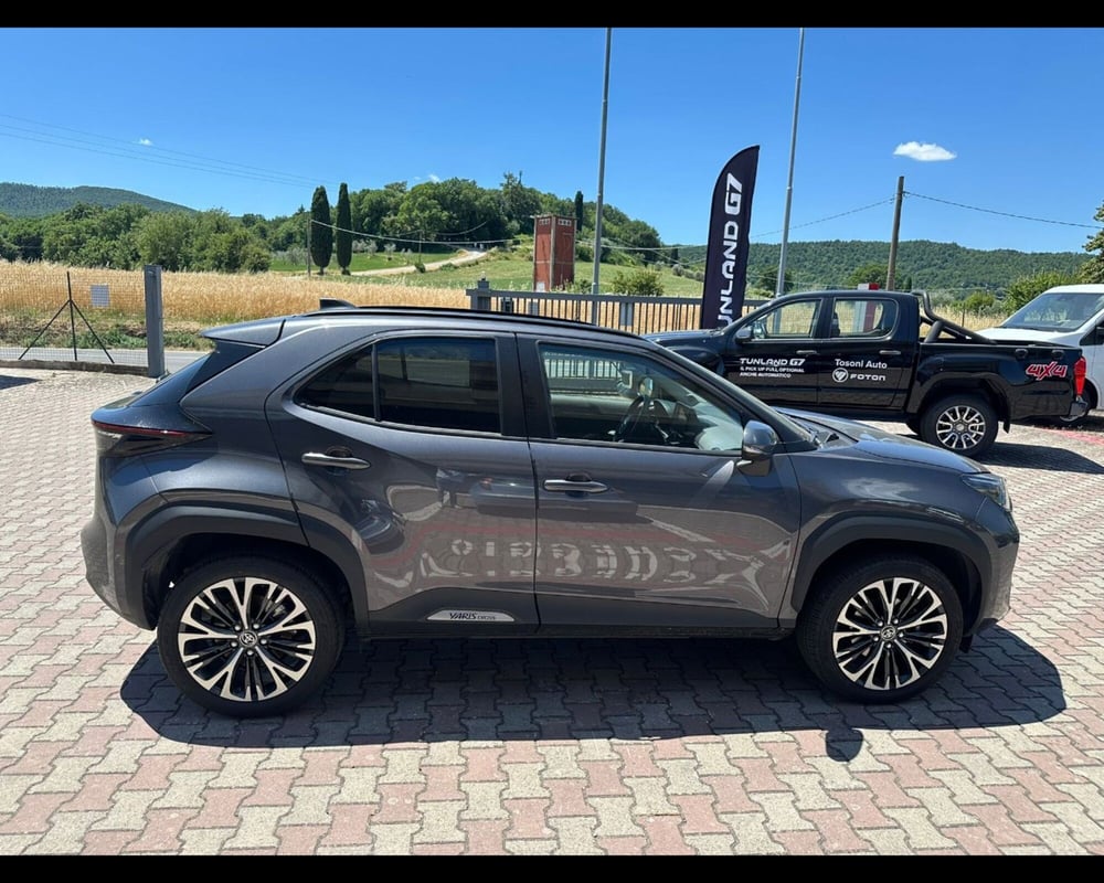 Toyota Yaris Cross usata a Siena (3)
