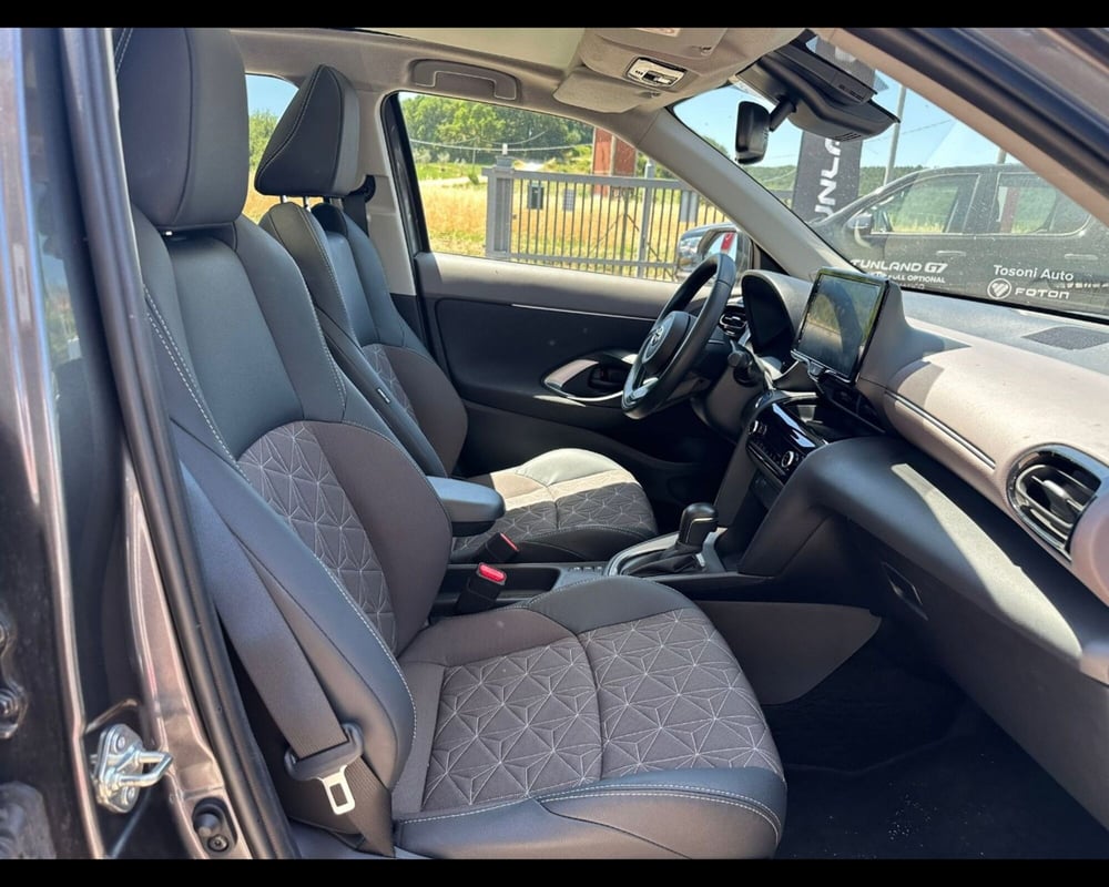 Toyota Yaris Cross usata a Siena (9)
