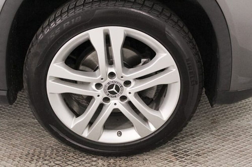 Mercedes-Benz GLA SUV usata a Novara (15)