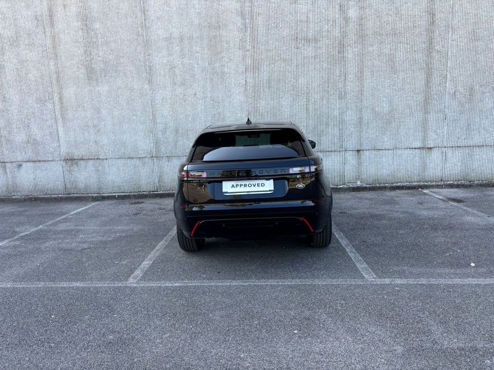 Land Rover Range Rover Velar usata a Salerno (7)