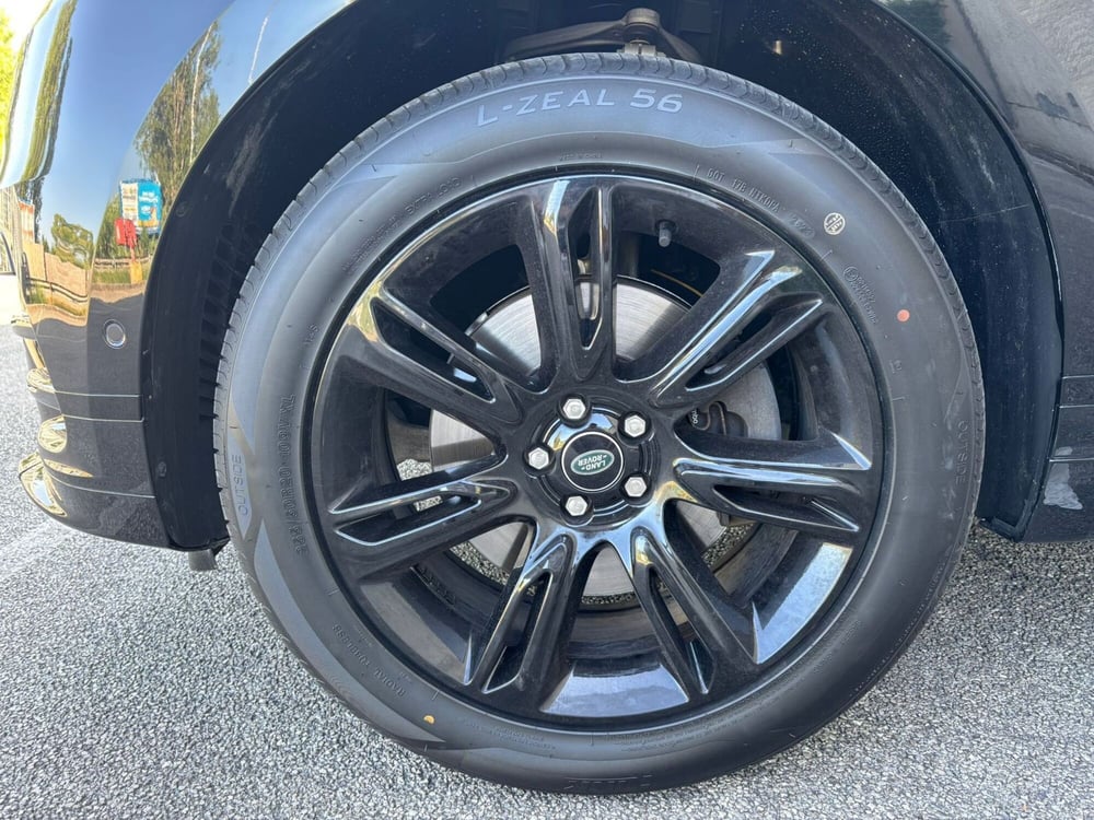 Land Rover Range Rover Velar usata a Salerno (9)