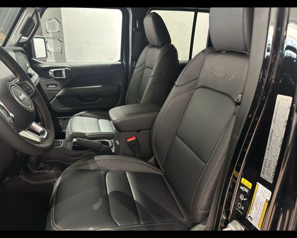 Jeep Wrangler Unlimited nuova a Alessandria (5)