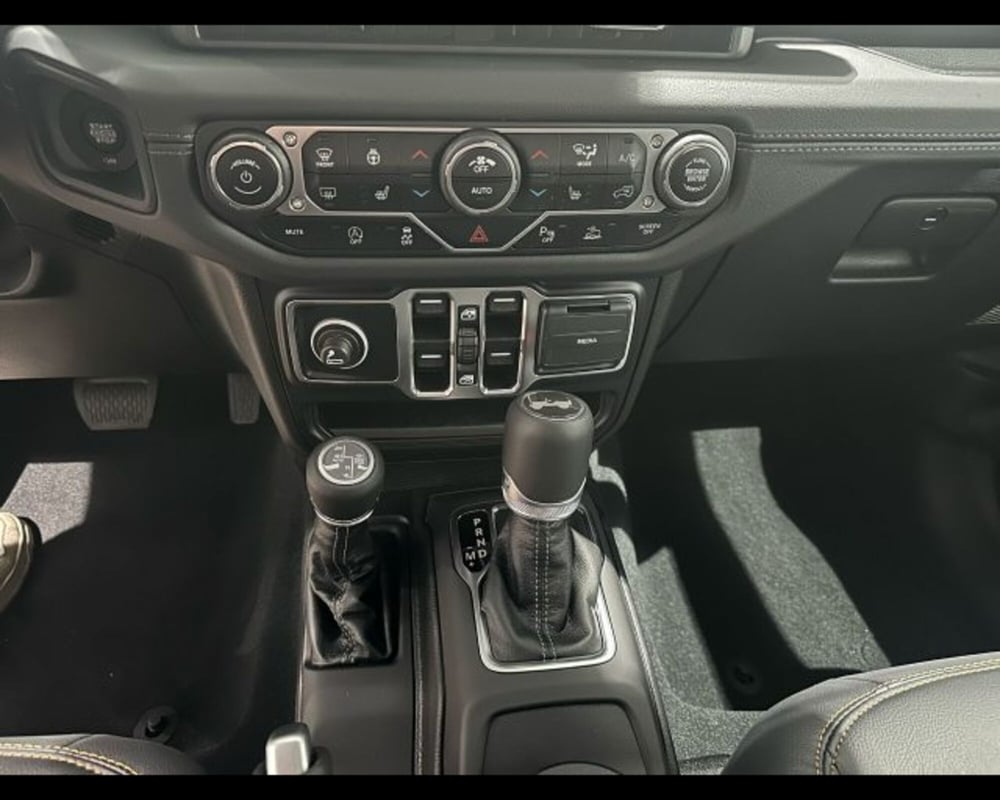 Jeep Wrangler Unlimited nuova a Alessandria (7)