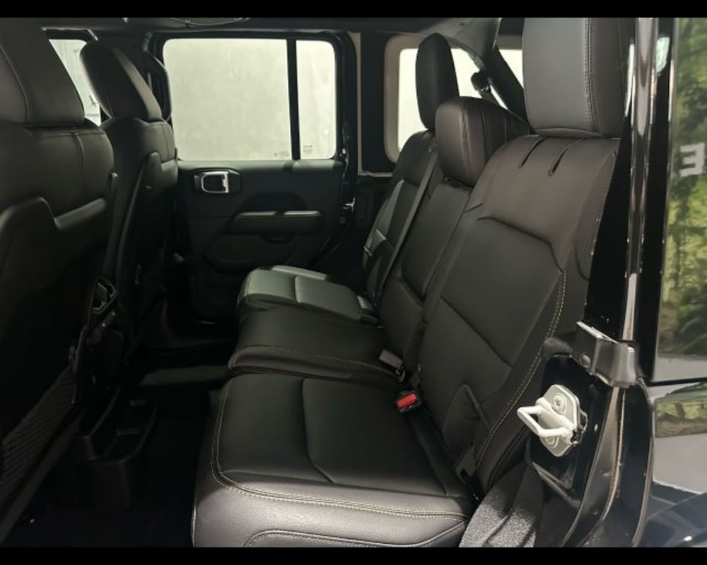Jeep Wrangler Unlimited nuova a Alessandria (9)