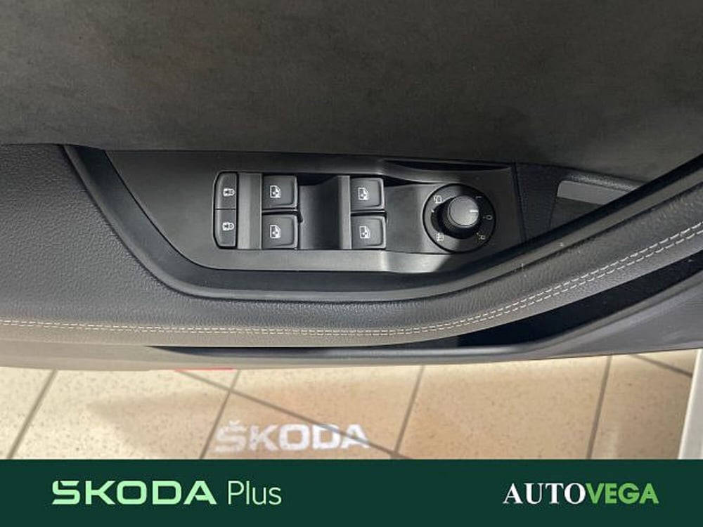 Skoda Superb Station Wagon usata a Vicenza (15)