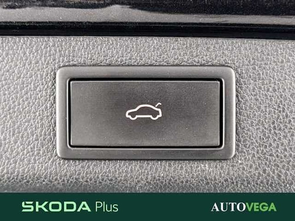 Skoda Superb usata a Vicenza (11)