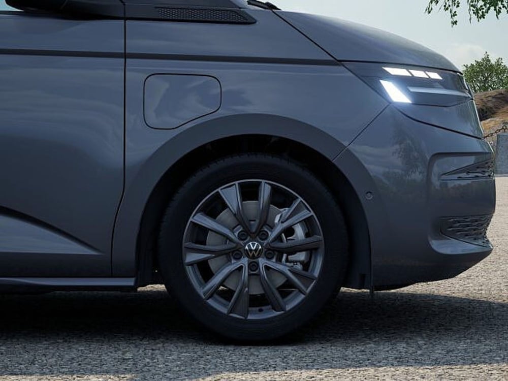 Volkswagen Multivan nuova a Vicenza (12)