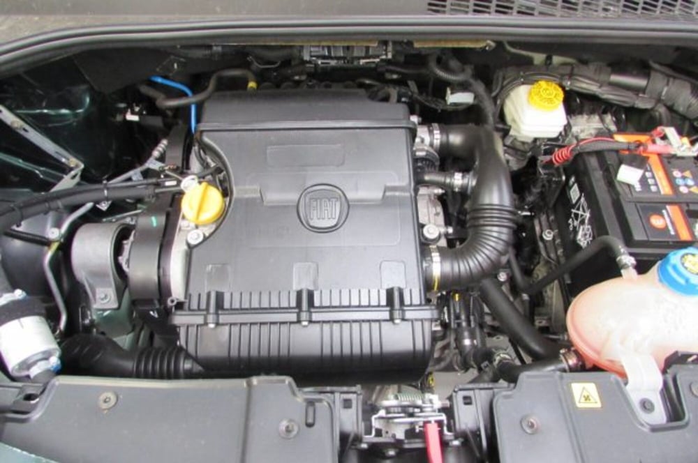 Fiat 500L usata a Milano (19)