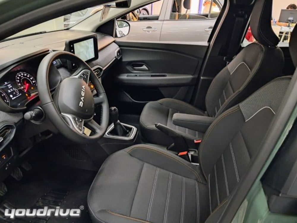 Dacia Sandero Stepway usata a Napoli (8)