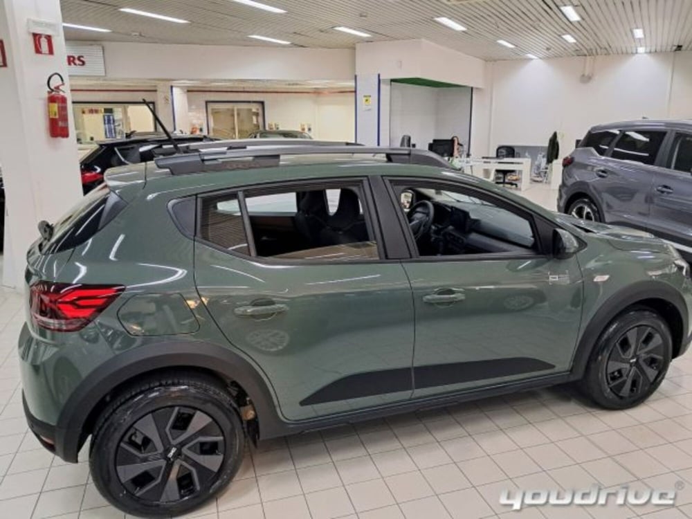 Dacia Sandero Stepway usata a Napoli (3)